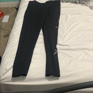 pink leggings (NEVER WORN)